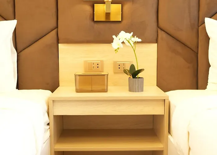 Like Staycation 3 Makati With Amazing View 3*