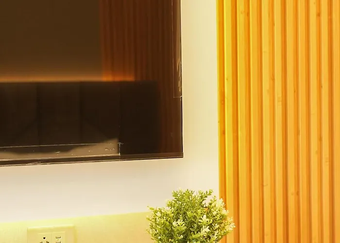 Like Staycation 3 Makati With Amazing View 3*